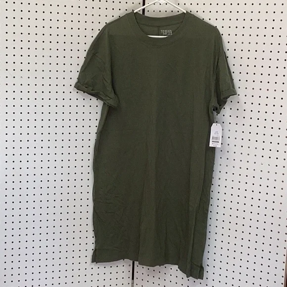 T-shirt dress - Picture 1 of 2